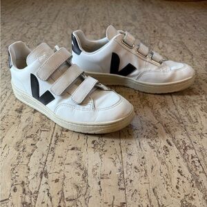 Women’s Veja Sneakers